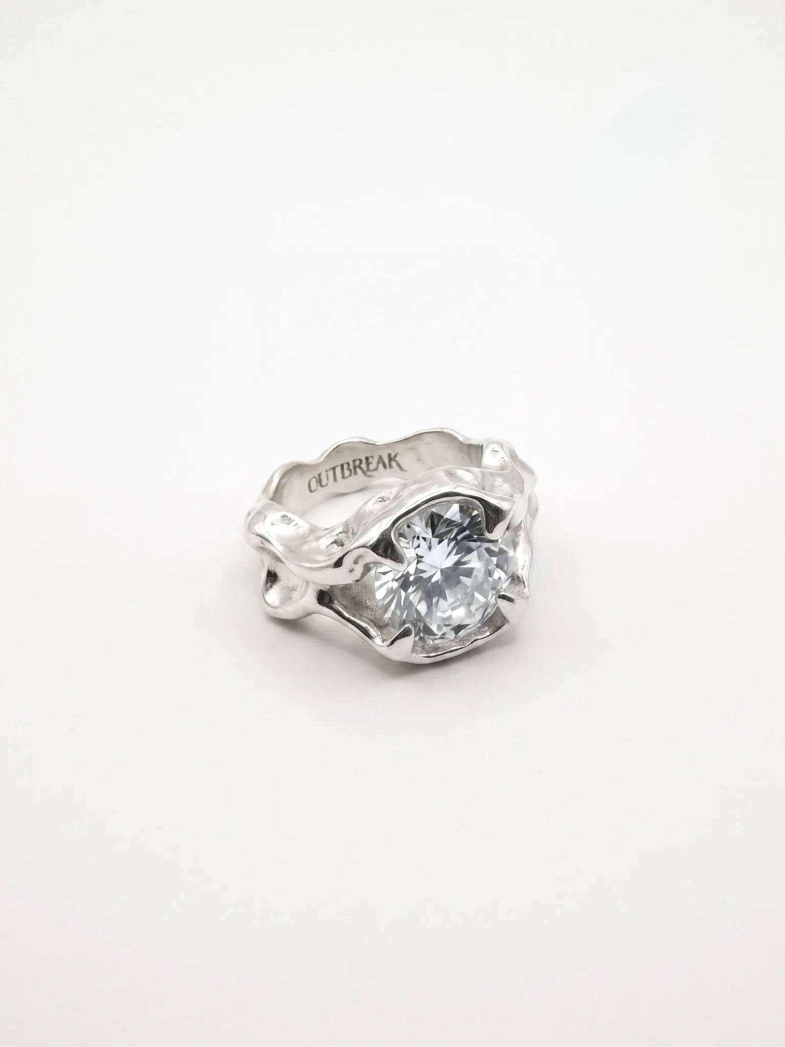 Divine ring